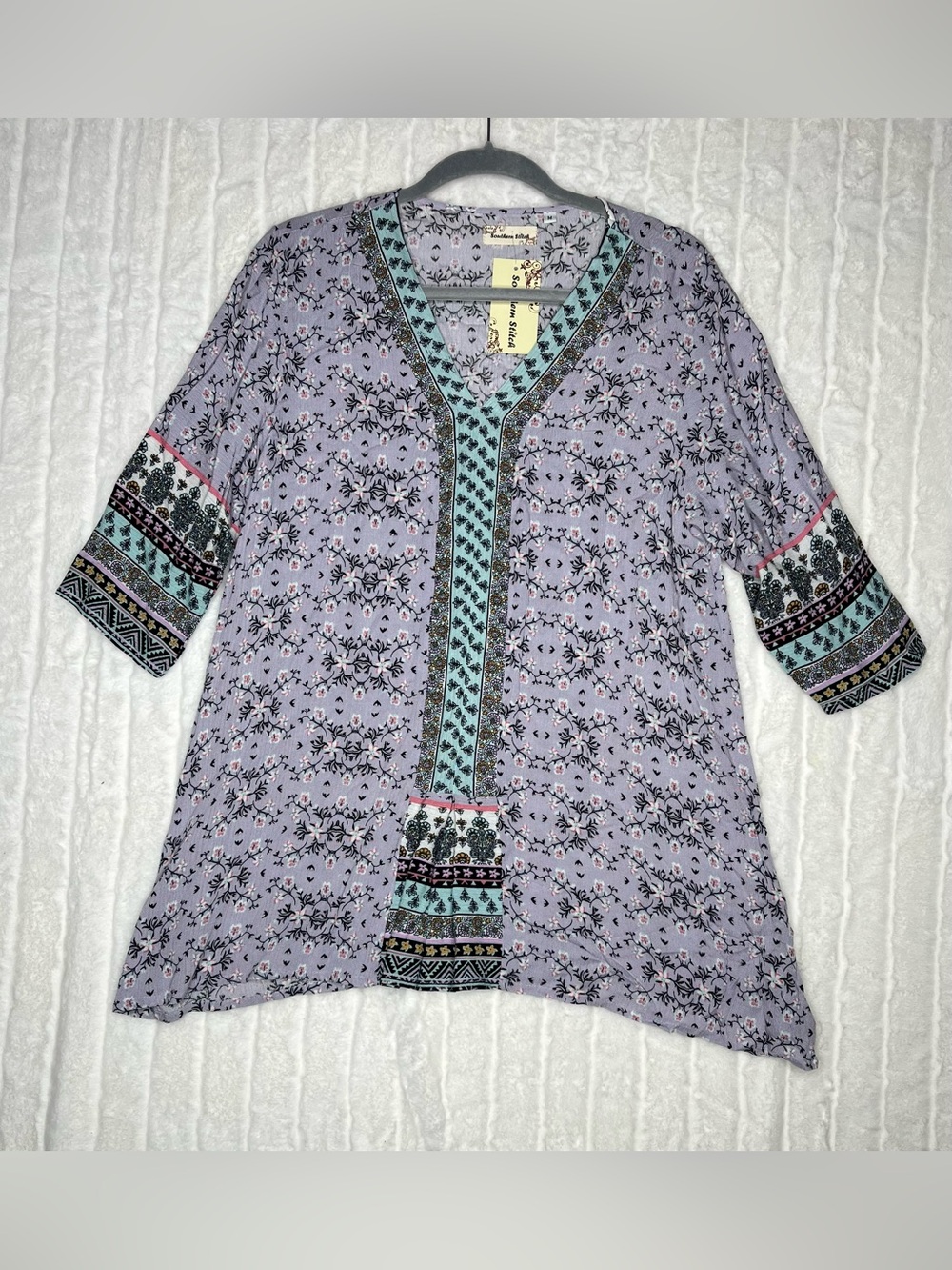 Southern Stitch Boho Floral Tunic Top Size Medium Lavender Teal NWT